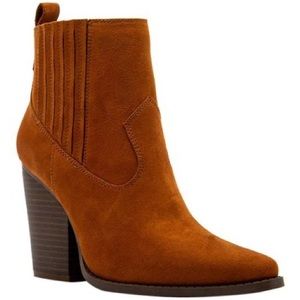 Qupid Shoes | Suede Tan | Wide Heel | Fall Booties
